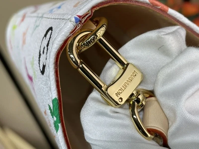 Flexible Louis Vuitton Bucket Bags 40742