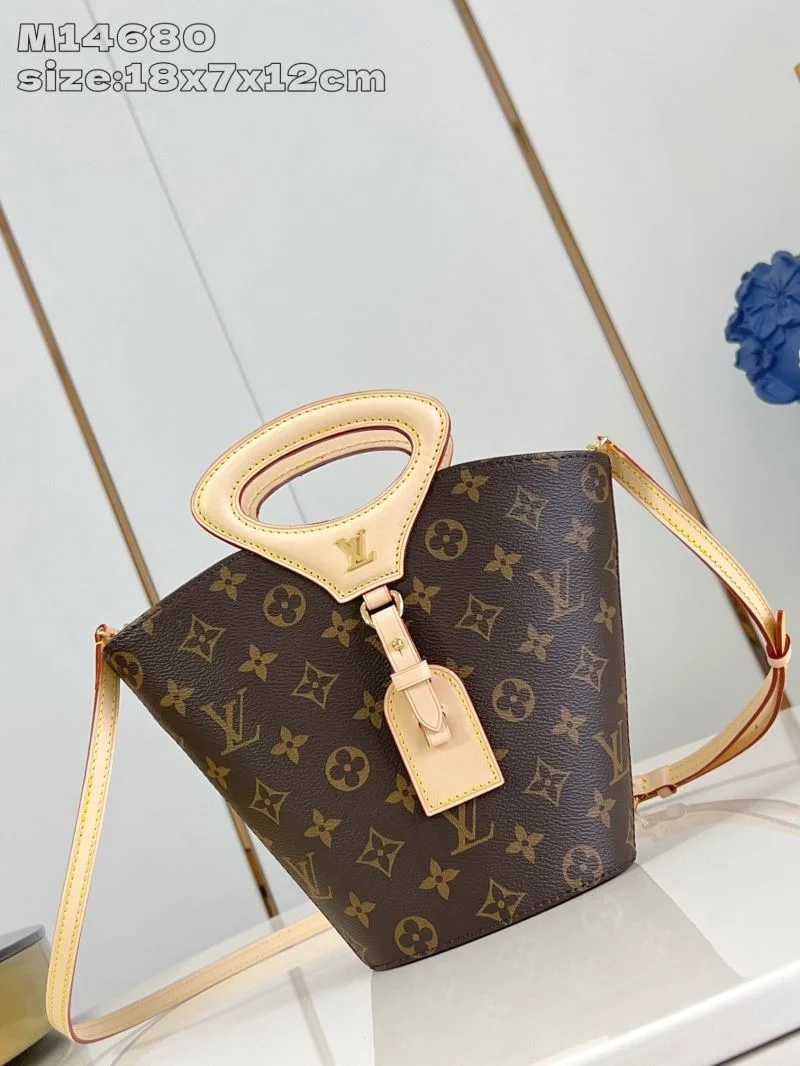 MultiPurpose Louis Vuitton Bucket Bags 40776
