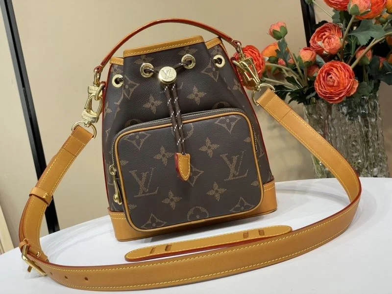Louis Vuitton Bucket Bags Bold 40736