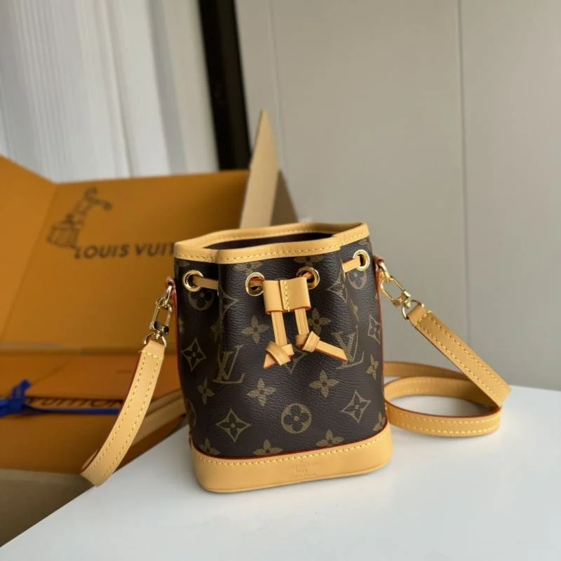 ComfortFit Louis Vuitton Bucket Bags 49348