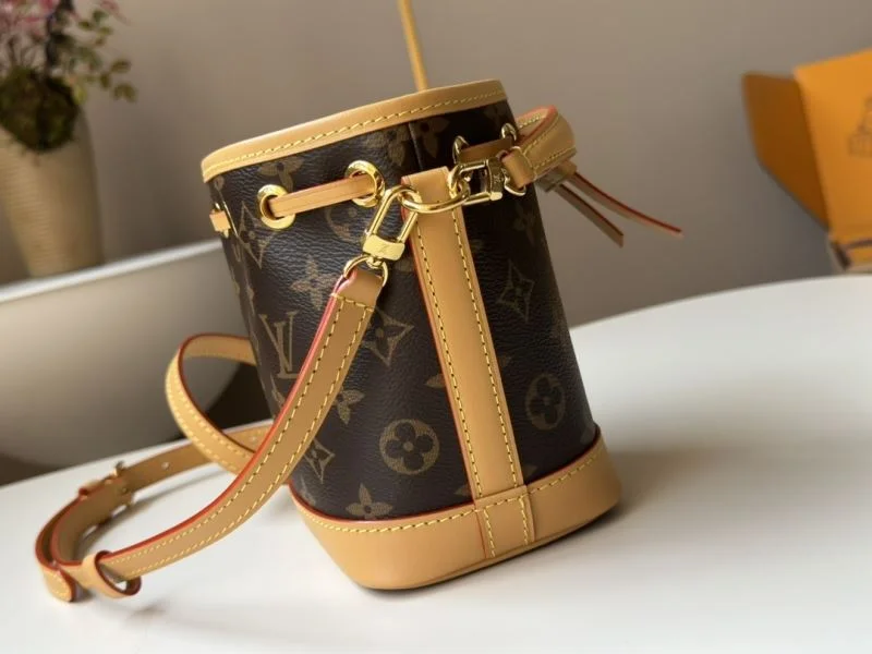 Louis Vuitton Bucket Bags StreetReady 49200