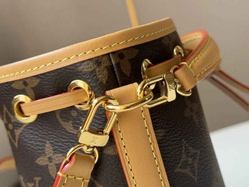 Louis Vuitton Bucket Bags StreetReady 49200