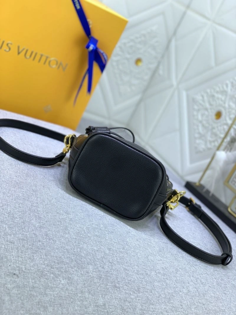 Louis Vuitton Bucket Bags TechFriendly 79943