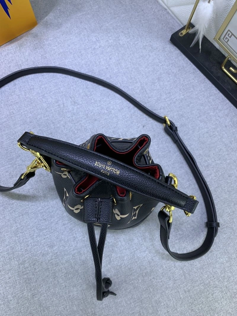Louis Vuitton Bucket Bags TechFriendly 79943