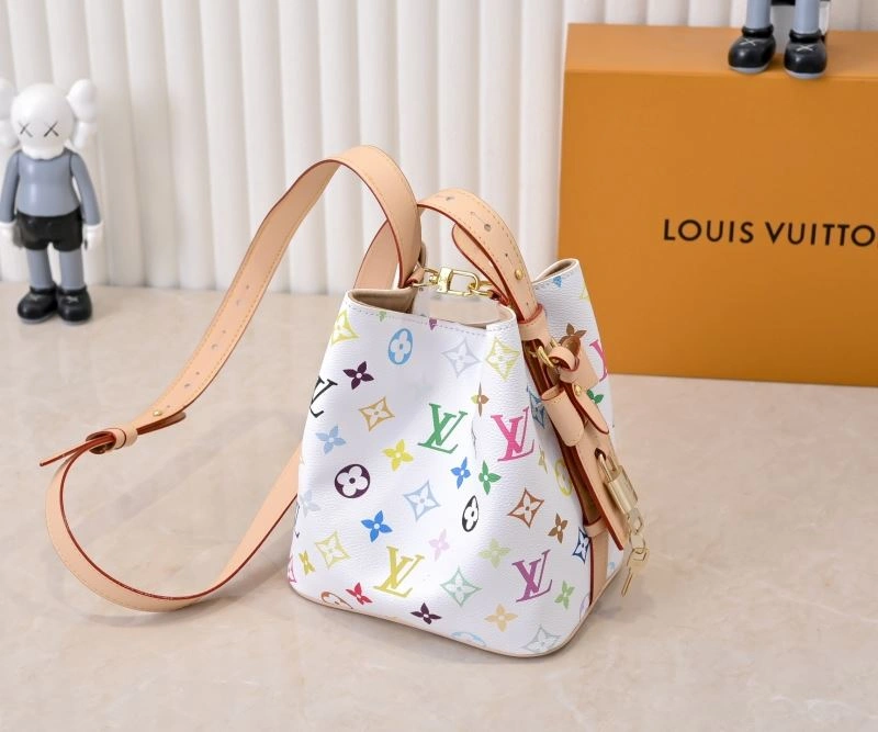 Louis Vuitton Bucket Bags GoAnywhere 79958