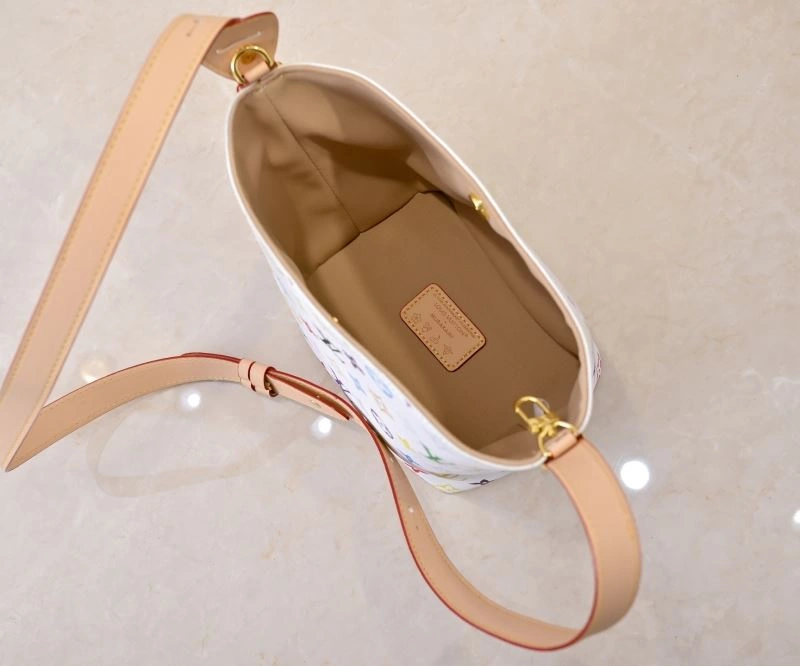 Louis Vuitton Bucket Bags GoAnywhere 79958