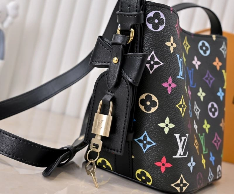 Modern Louis Vuitton Bucket Bags 79896