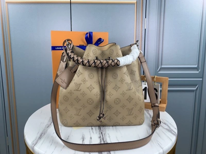 Refined Louis Vuitton Bucket Bags 79978