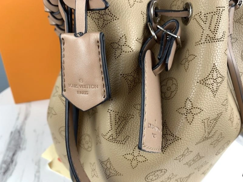 Refined Louis Vuitton Bucket Bags 79978