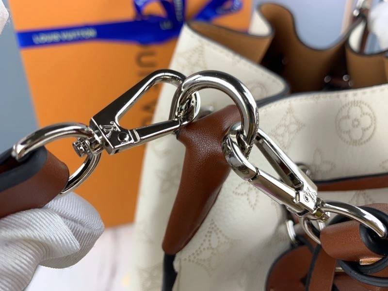 Thermal Louis Vuitton Bucket Bags 79933
