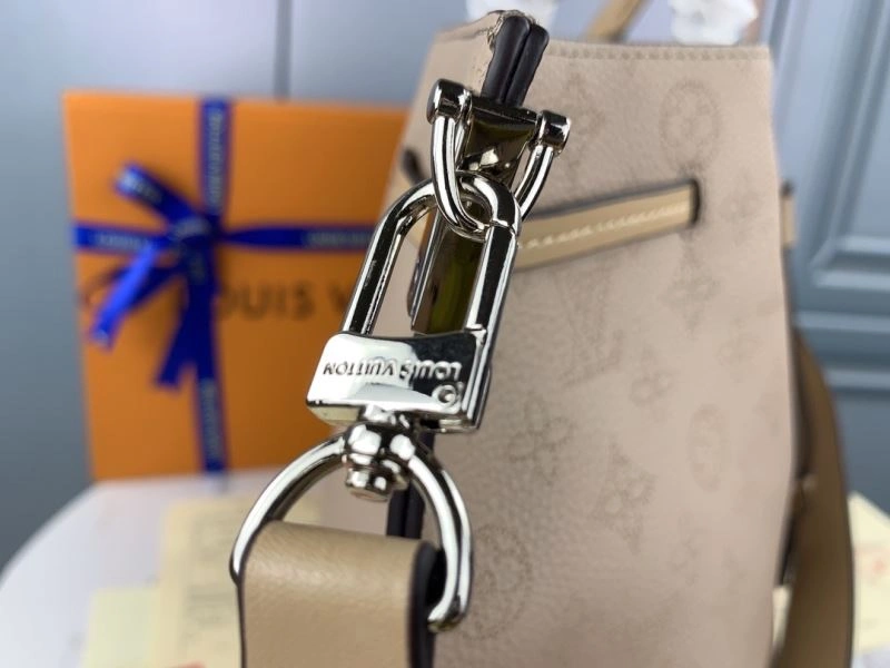 SunProtective Louis Vuitton Bucket Bags 79889