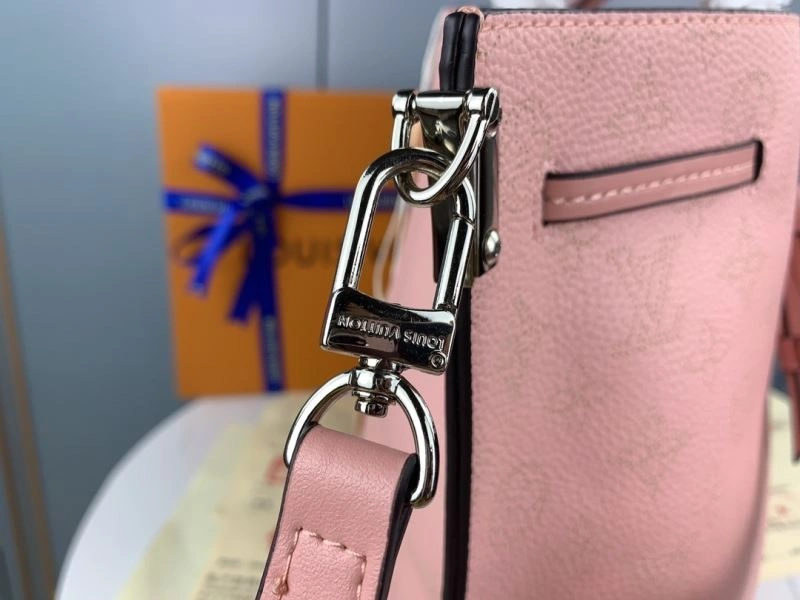 Louis Vuitton Bucket Bags ModernLook 79886