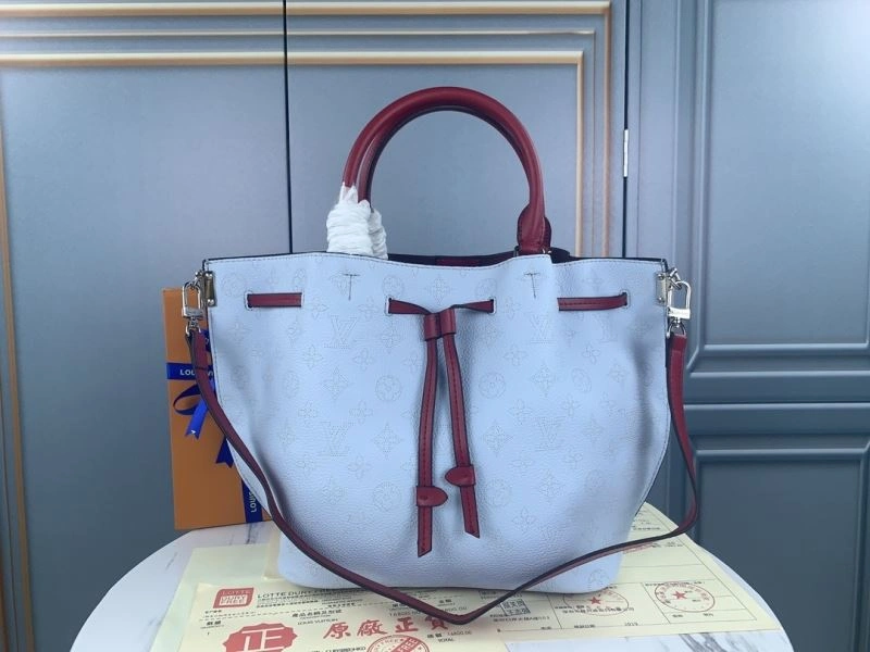 Soft Louis Vuitton Bucket Bags 79882