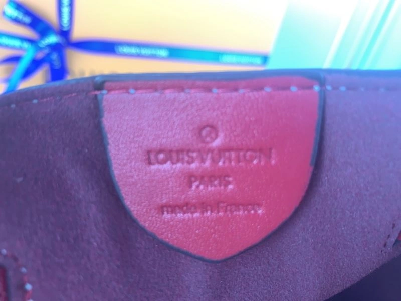 Soft Louis Vuitton Bucket Bags 79882