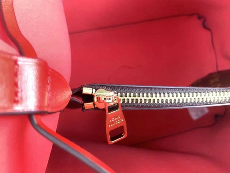 Tailored Louis Vuitton Bucket Bags 79875