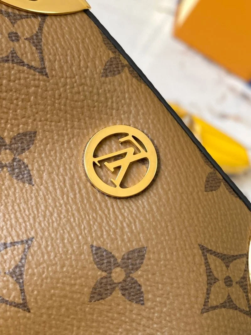 Bright Louis Vuitton Bucket Bags 40144