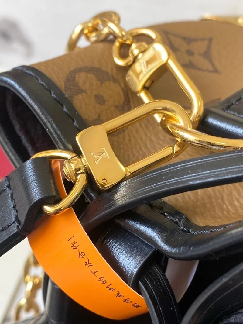 Bright Louis Vuitton Bucket Bags 40144