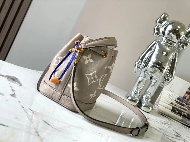 Louis Vuitton Bucket Bags EyeCatching 40146