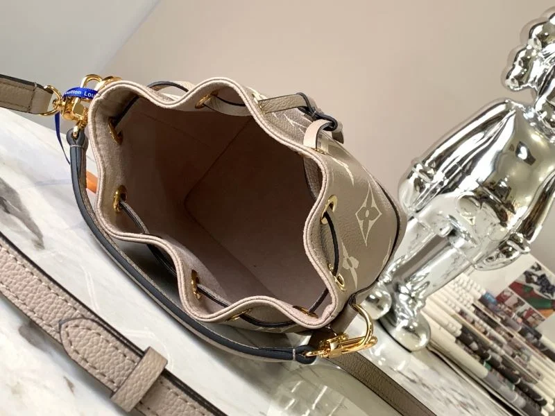 Louis Vuitton Bucket Bags EyeCatching 40146