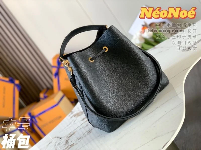 Popular Louis Vuitton Bucket Bags 40151