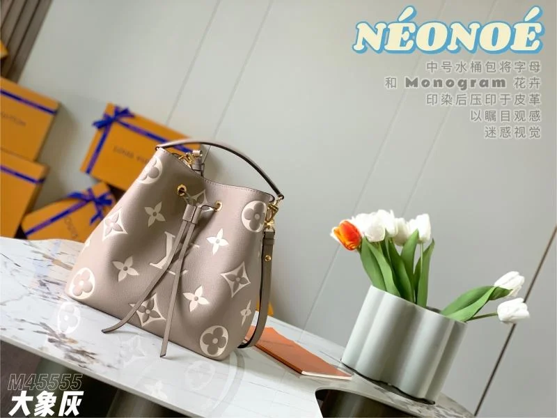 Affordable Louis Vuitton Bucket Bags 40143