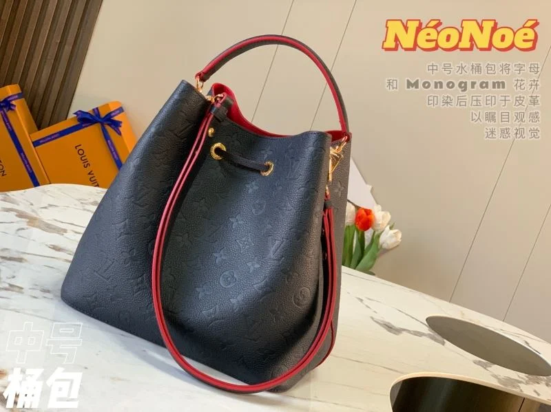 RelaxedFit Louis Vuitton Bucket Bags 40149