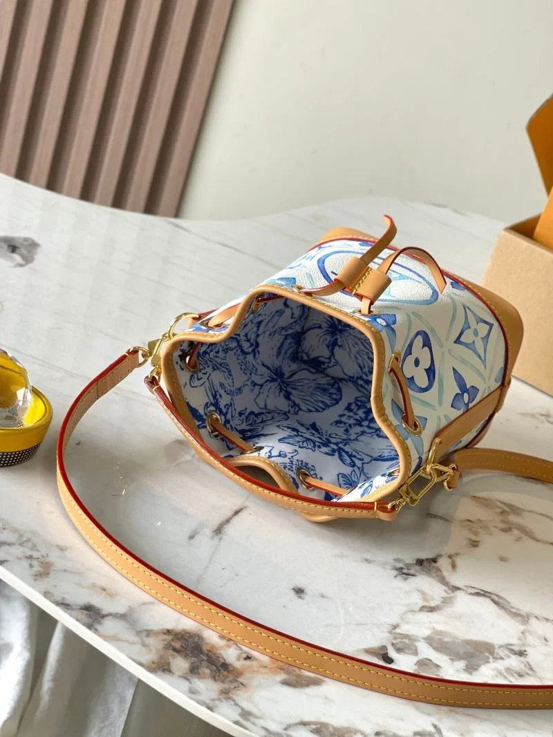 TechFriendly Louis Vuitton Bucket Bags 40188