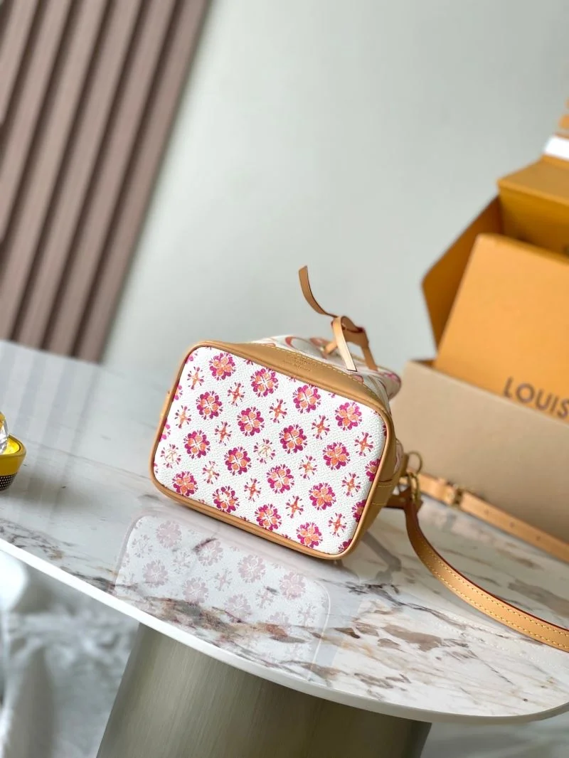 BestValue Louis Vuitton Bucket Bags 40135