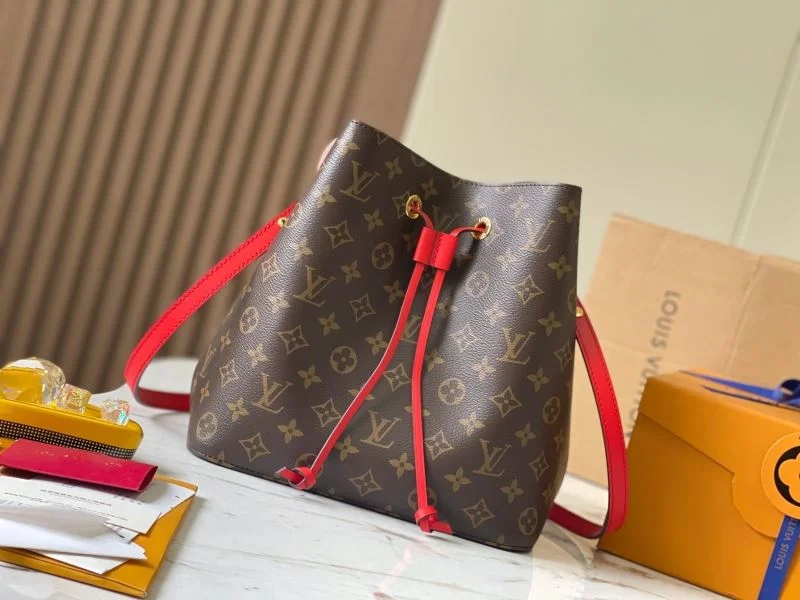 ModernLook Louis Vuitton Bucket Bags 40206