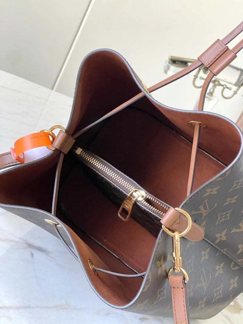 Louis Vuitton Bucket Bags UrbanChic 40129