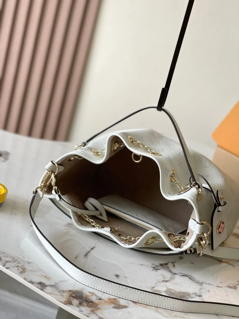 Attractive Louis Vuitton Bucket Bags 40126