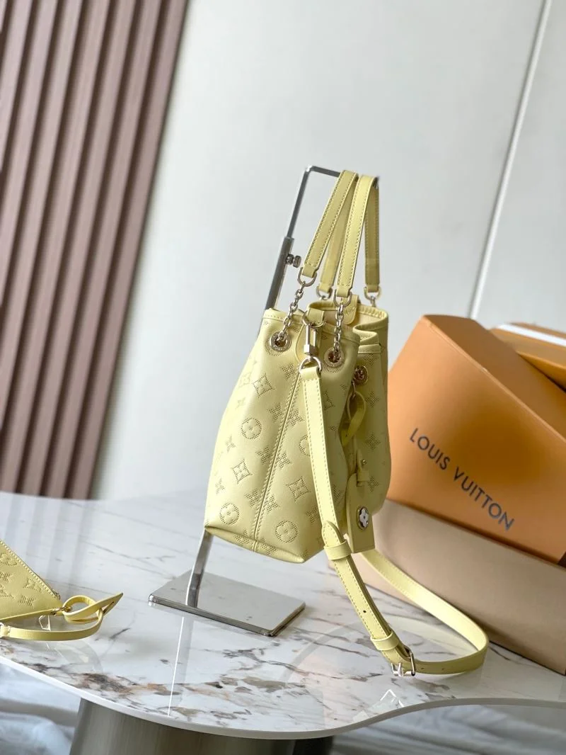 Sleek Louis Vuitton Bucket Bags 40201