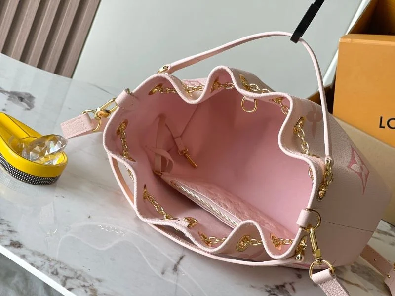 Louis Vuitton Bucket Bags Chic 40112