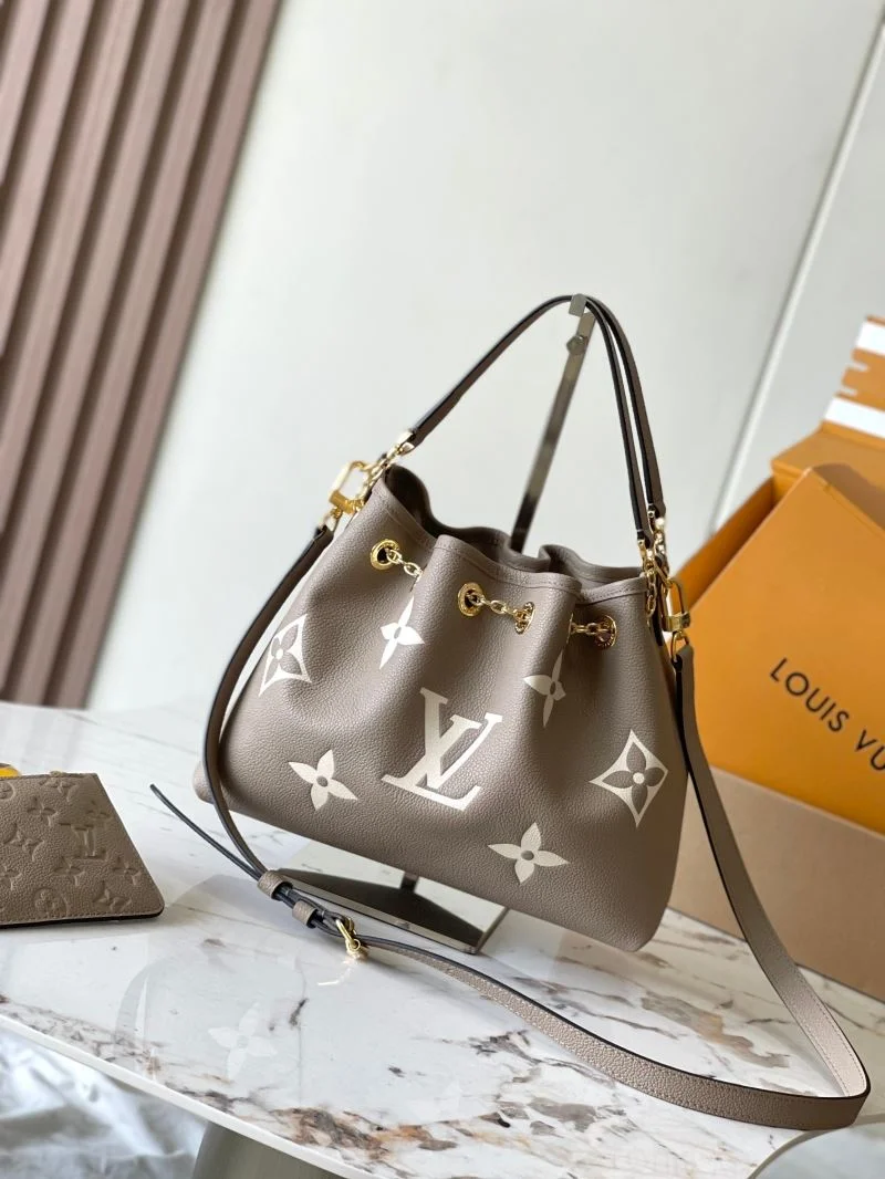 Seasonal Louis Vuitton Bucket Bags 40114