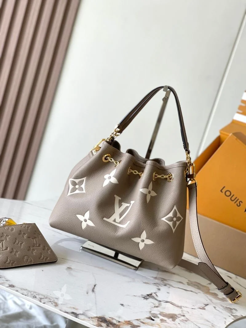 Seasonal Louis Vuitton Bucket Bags 40114