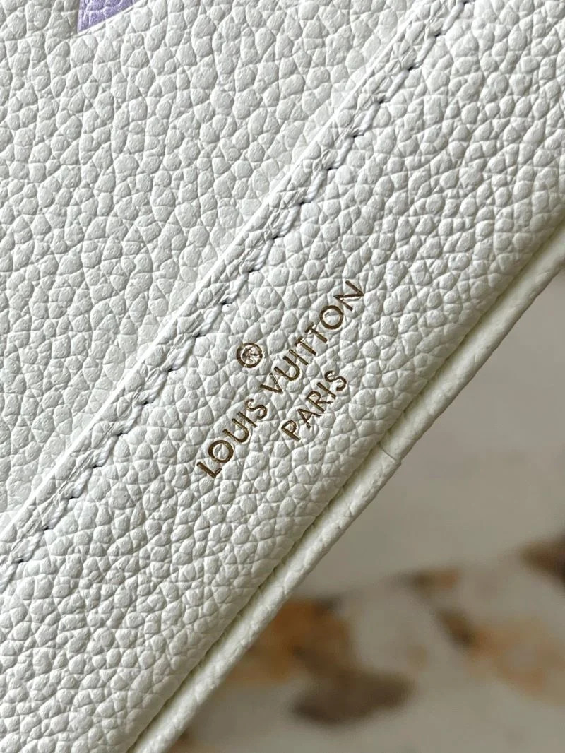 Louis Vuitton Bucket Bags Lightweight 40154