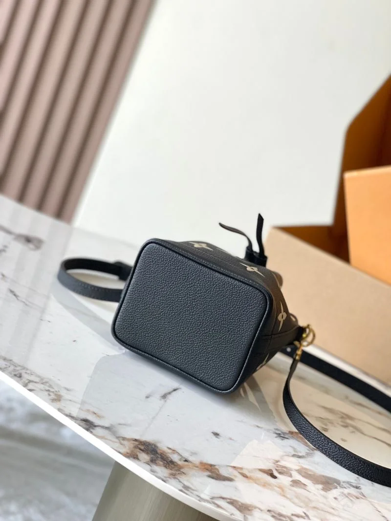 SunProtective Louis Vuitton Bucket Bags 40111