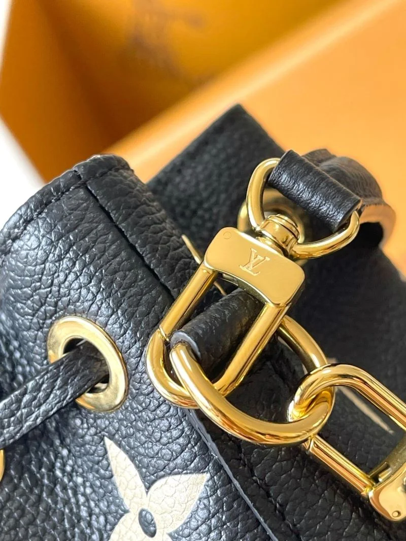 SunProtective Louis Vuitton Bucket Bags 40111