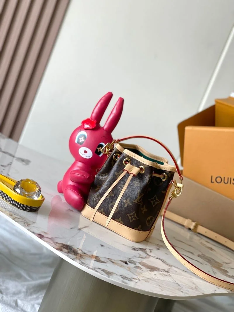 Trendy Louis Vuitton Bucket Bags 40127