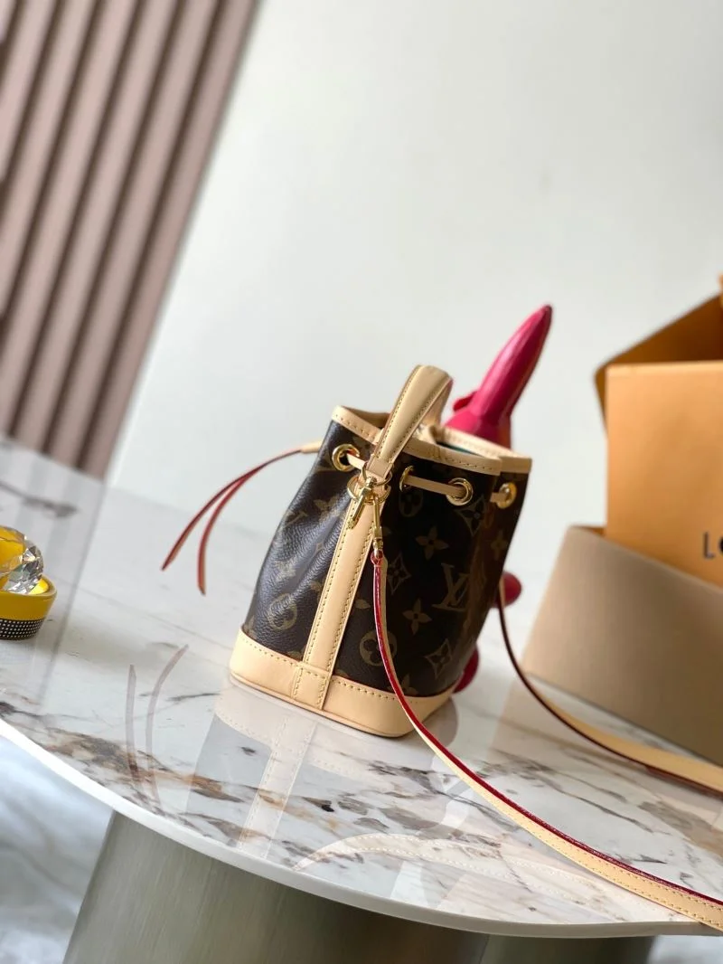 Trendy Louis Vuitton Bucket Bags 40127