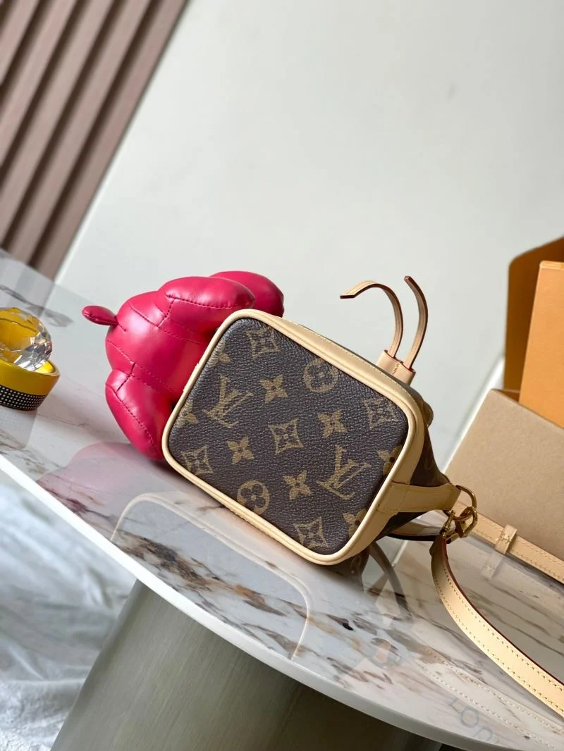 Trendy Louis Vuitton Bucket Bags 40127