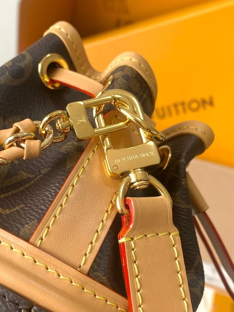 Louis Vuitton Bucket Bags Stylish 40107