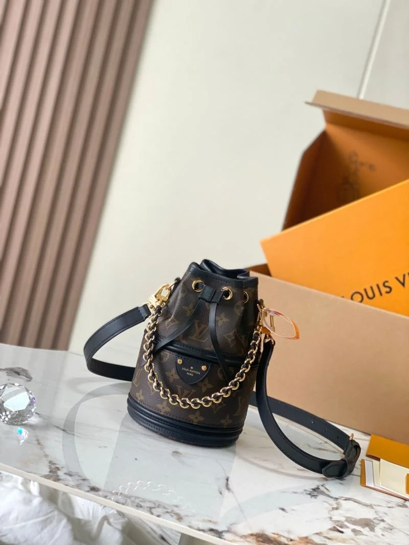 Louis Vuitton Bucket Bags SmoothTexture 40197
