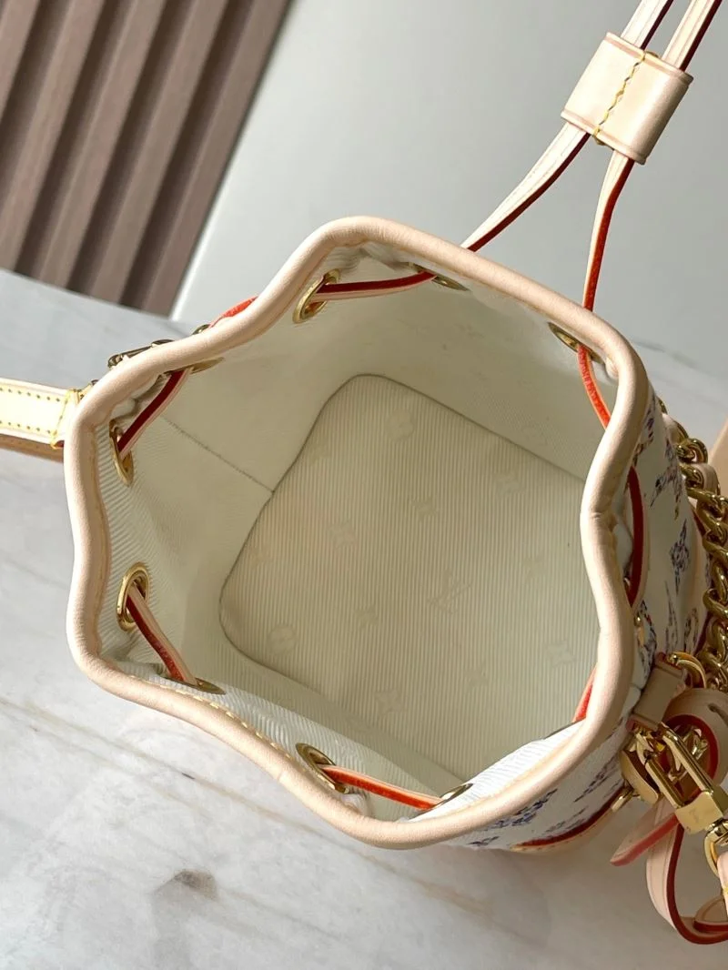 Unisex Louis Vuitton Bucket Bags 40141
