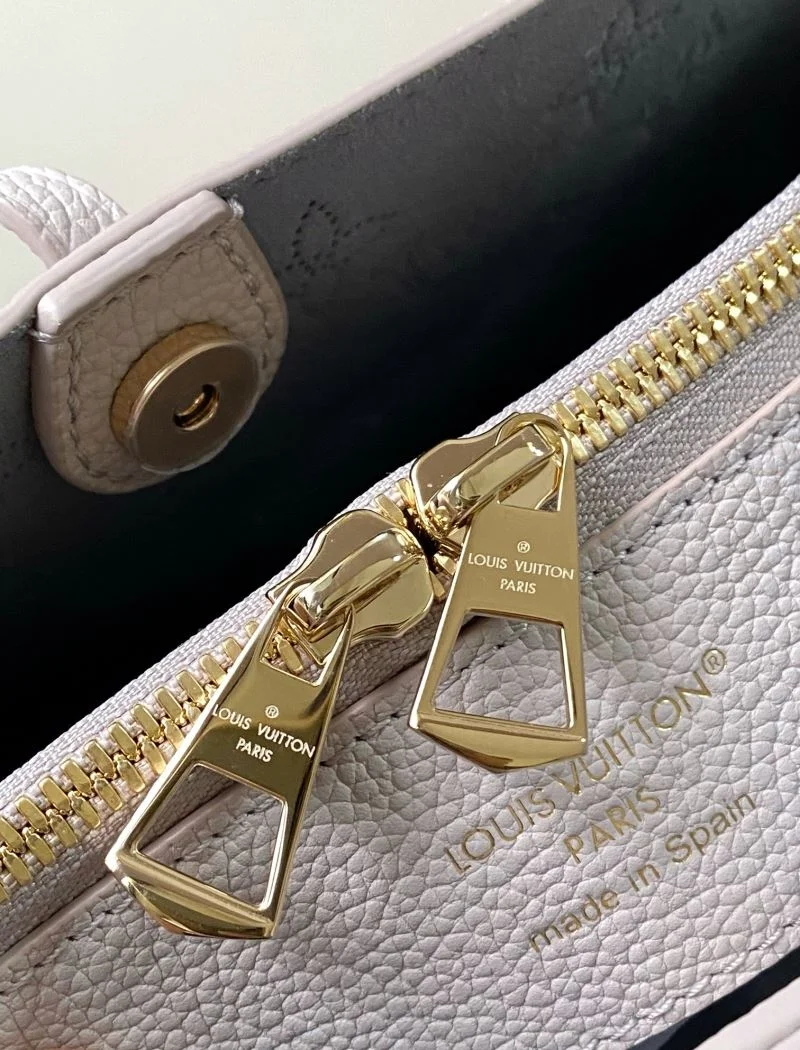 Louis Vuitton Bucket Bags Unisex 40118