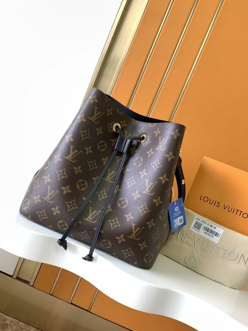Louis Vuitton Bucket Bags MultiPurpose 40110