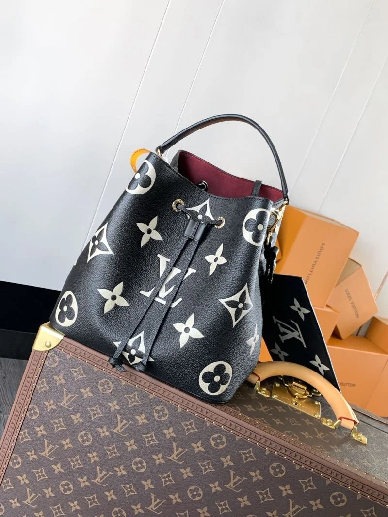 Louis Vuitton Bucket Bags SunProtective 40133