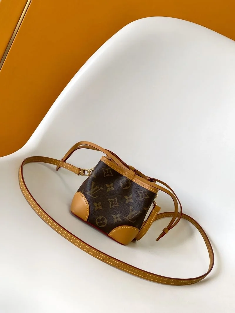 Breathable Louis Vuitton Bucket Bags 39287