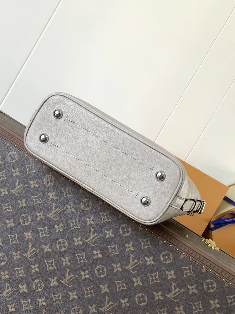 Louis Vuitton Bucket Bags Tailored 39279