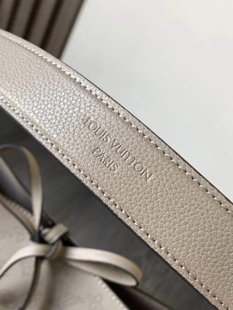 Louis Vuitton Bucket Bags Tailored 39279
